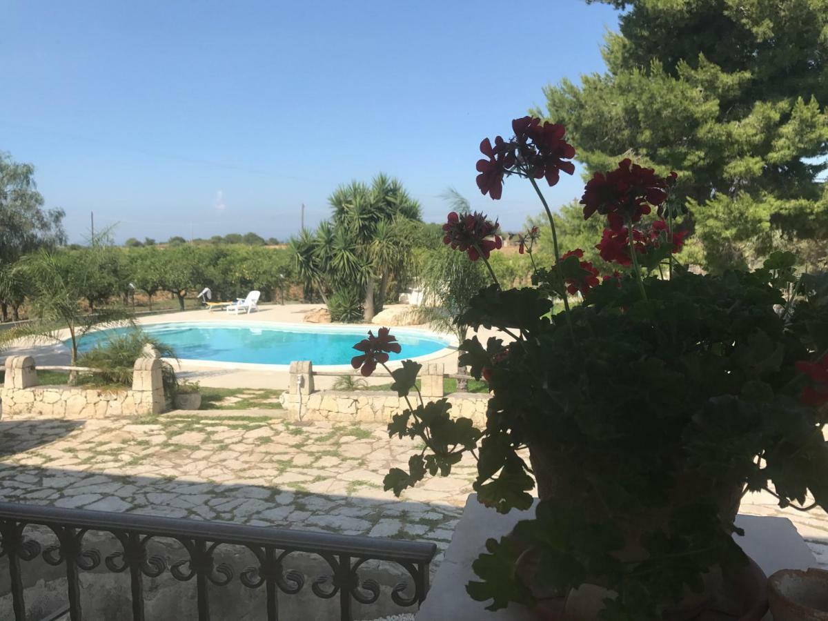Villa Rosa - Ai Piedi Dell'Etna Brucoli Eksteriør bilde