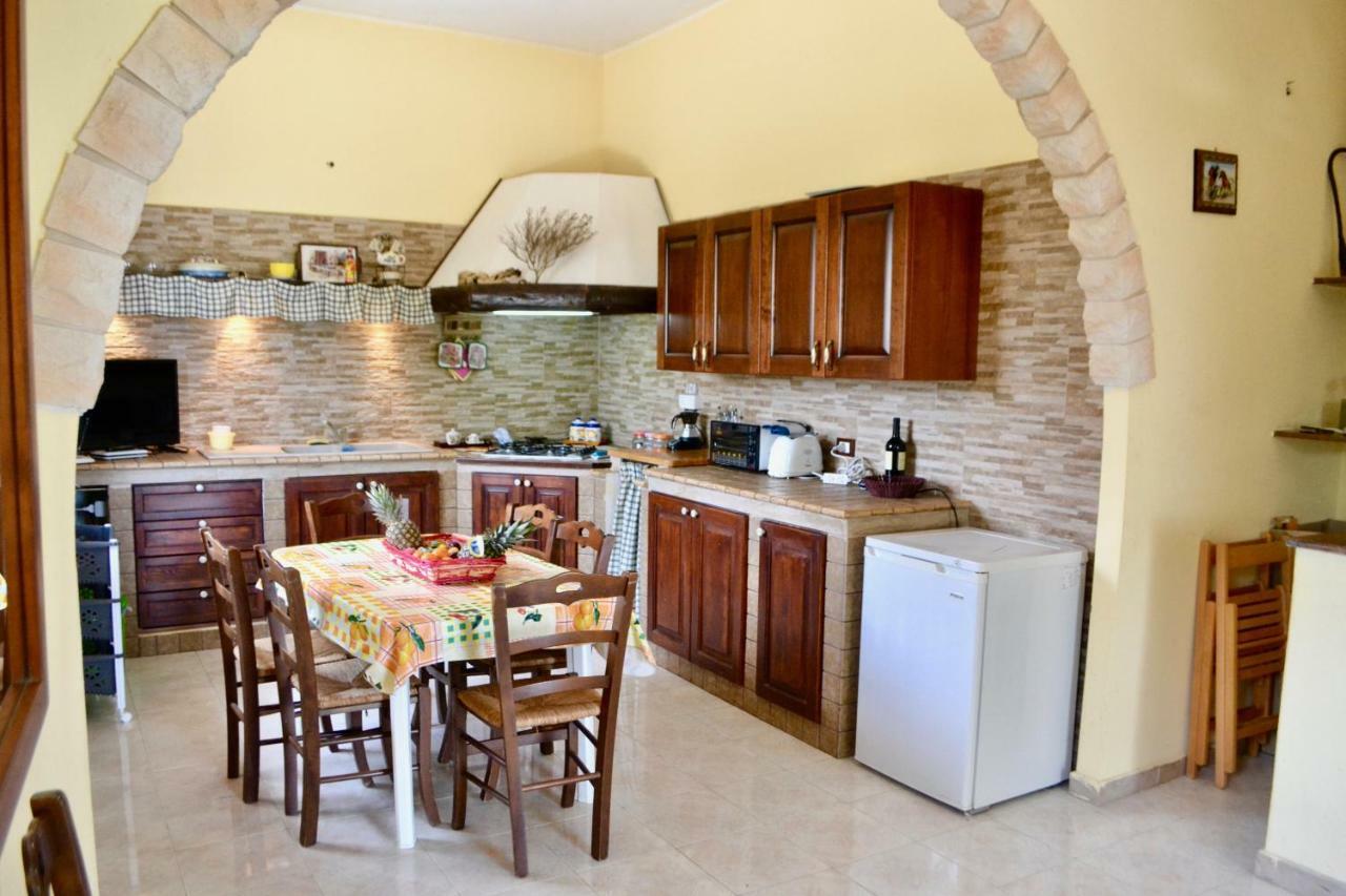 Villa Rosa - Ai Piedi Dell'Etna Brucoli Eksteriør bilde